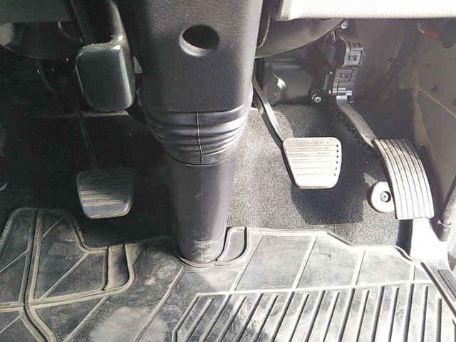 三菱ふそうキャンターアルミバン小型（2t・3t）[写真33]