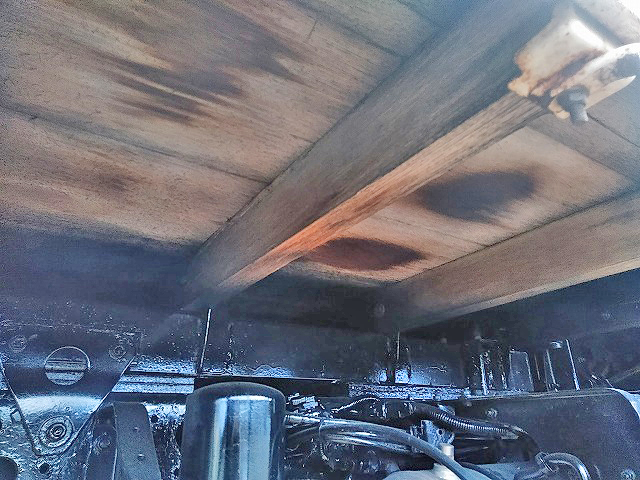 日野レンジャー平ボディ中型（4t）[写真12]