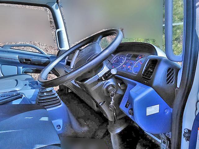 日野レンジャー平ボディ中型（4t）[写真19]