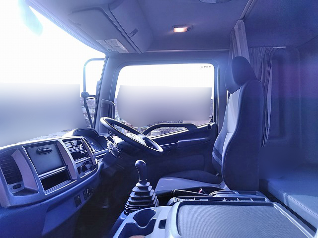 日野レンジャー平ボディ中型（4t）[写真20]