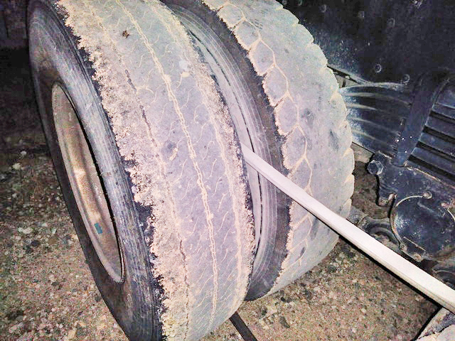 いすゞギガダンプ大型（10t）[写真13]