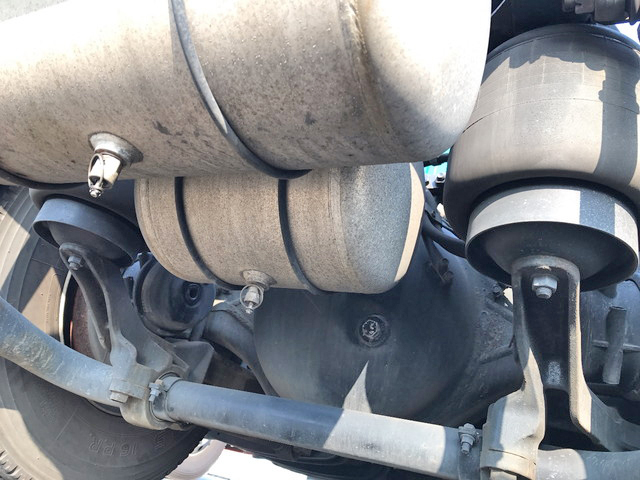 三菱ふそうスーパーグレートトレーラーヘッド（トラクターヘッド）大型（10t）[写真12]