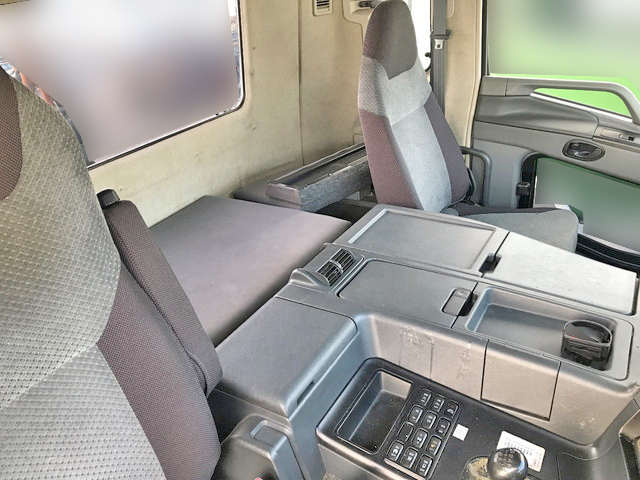 三菱ふそうスーパーグレートトレーラーヘッド（トラクターヘッド）大型（10t）[写真17]