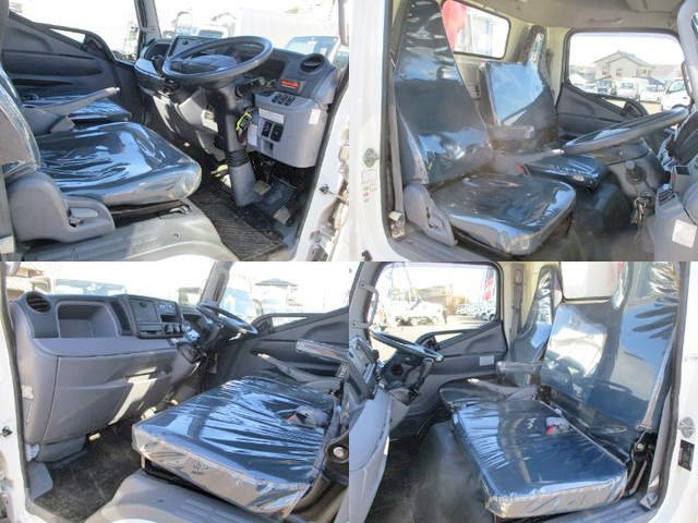 三菱ふそうキャンターユニック4段小型（2t・3t）[写真24]