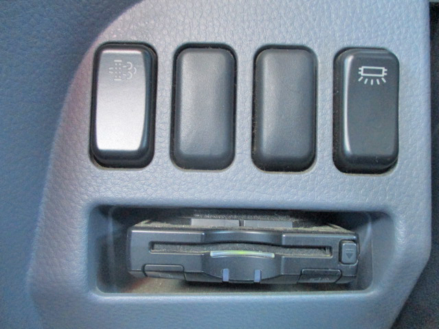 三菱ふそうキャンターユニック4段小型（2t・3t）[写真27]