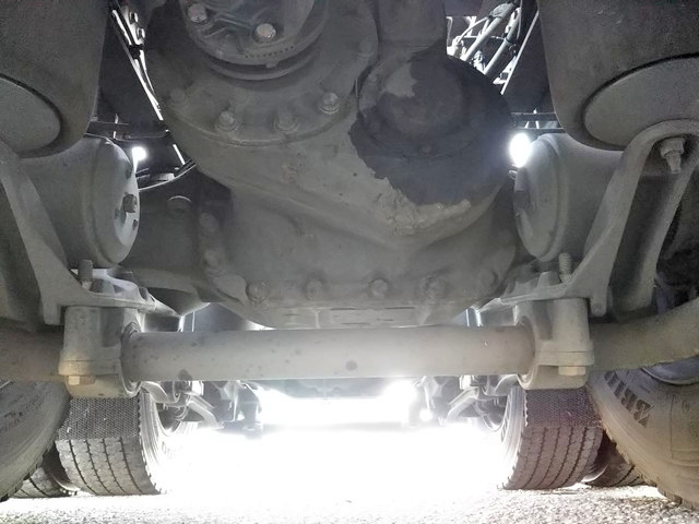 ボルボボルボFHトレーラーヘッド（トラクターヘッド）大型（10t）[写真17]