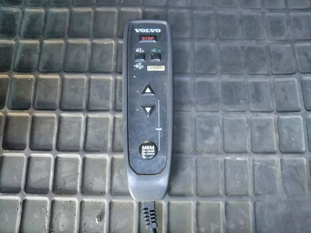 ボルボボルボFHトレーラーヘッド（トラクターヘッド）大型（10t）[写真35]