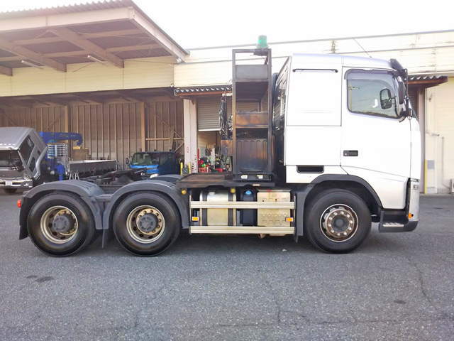 ボルボボルボFHトレーラーヘッド（トラクターヘッド）大型（10t）[写真06]