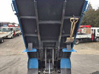 いすゞエルフダンプ小型（2t・3t）[写真18]