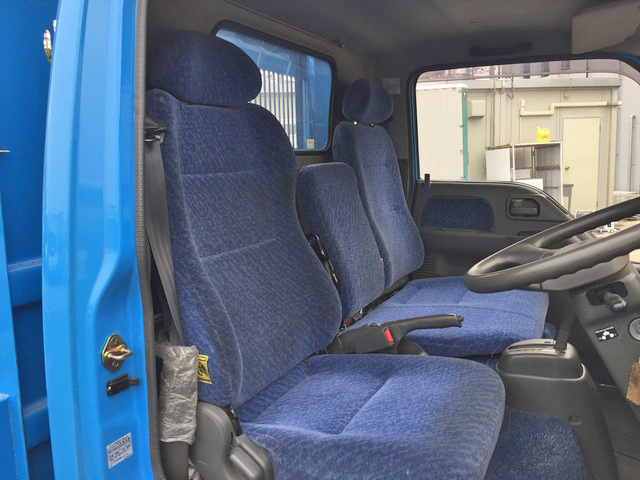 いすゞエルフダンプ小型（2t・3t）[写真29]