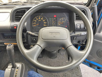 いすゞエルフダンプ小型（2t・3t）[写真32]