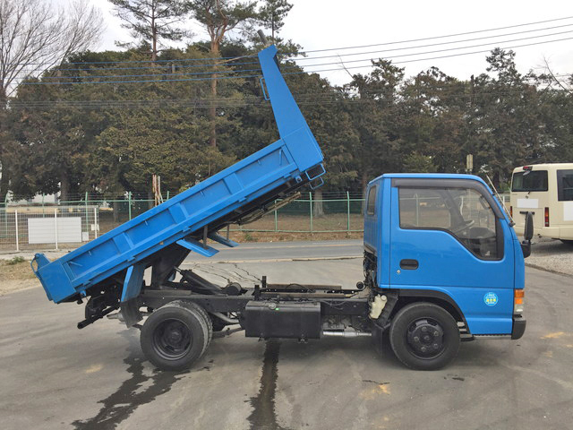 いすゞエルフダンプ小型（2t・3t）[写真08]