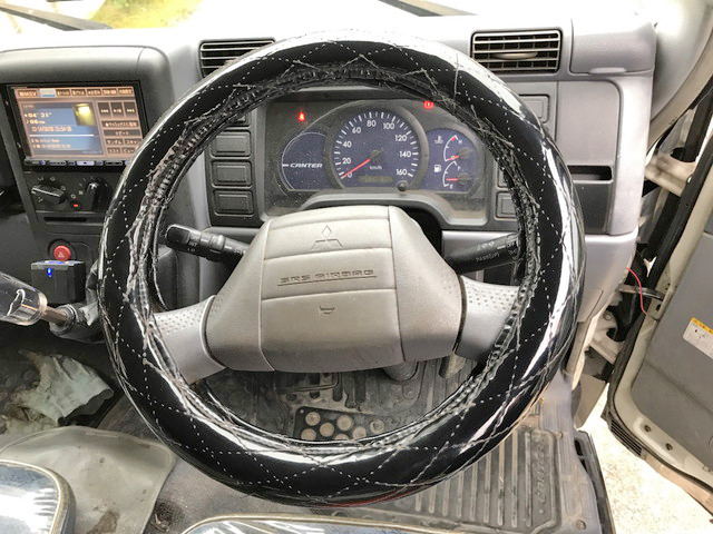 三菱ふそうキャンターガッツダブルキャブ（Wキャブ）小型（2t・3t）[写真21]