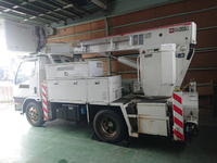 三菱ふそうキャンター高所作業車小型（2t・3t）[写真04]