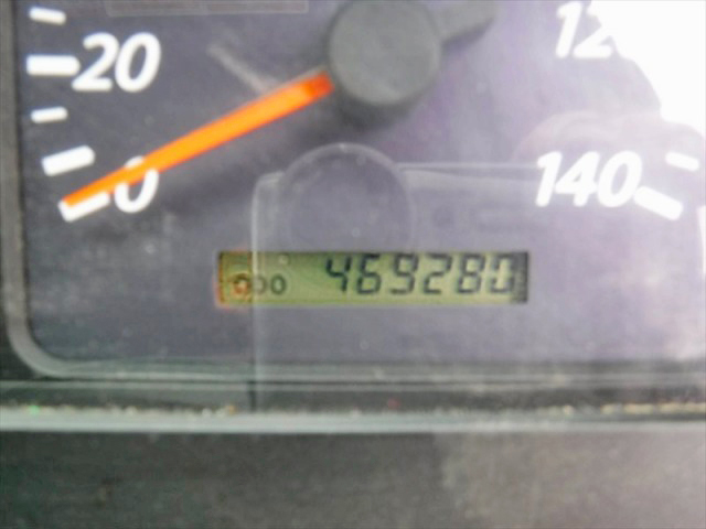 いすゞギガ冷蔵冷凍ウイング大型（10t）[写真29]