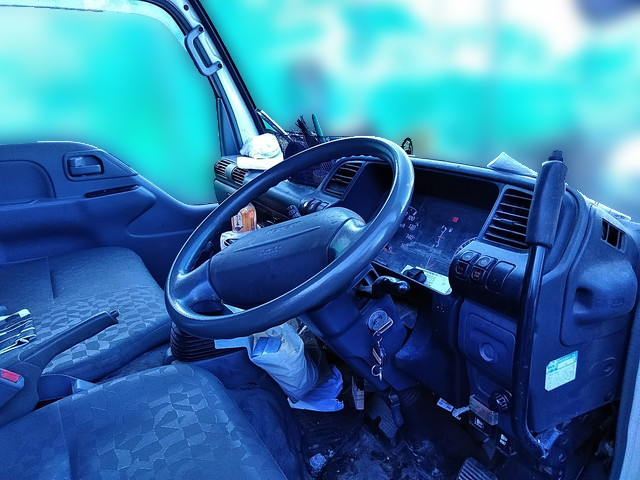 いすゞエルフダンプ小型（2t・3t）[写真30]