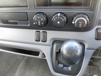 三菱ふそうキャンターアルミバン小型（2t・3t）[写真19]