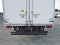 三菱ふそうキャンターアルミバン小型（2t・3t）[写真06]