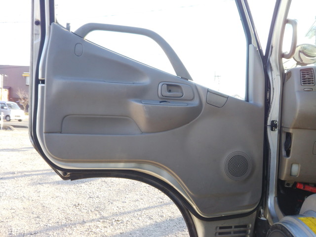 日野デュトロアルミウイング小型（2t・3t）[写真25]