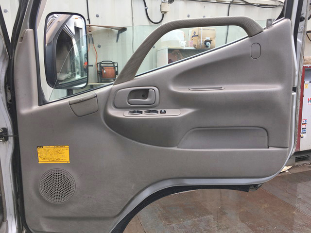 日野デュトロアルミウイング小型（2t・3t）[写真26]