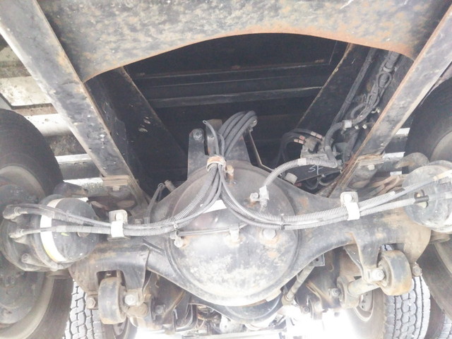 三菱ふそうスーパーグレートセルフクレーン4段大型（10t）[写真20]