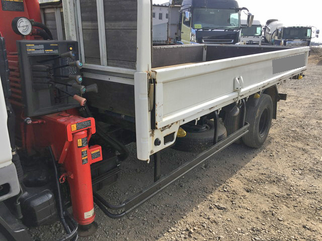 三菱ふそうキャンターユニック4段小型（2t・3t）[写真17]