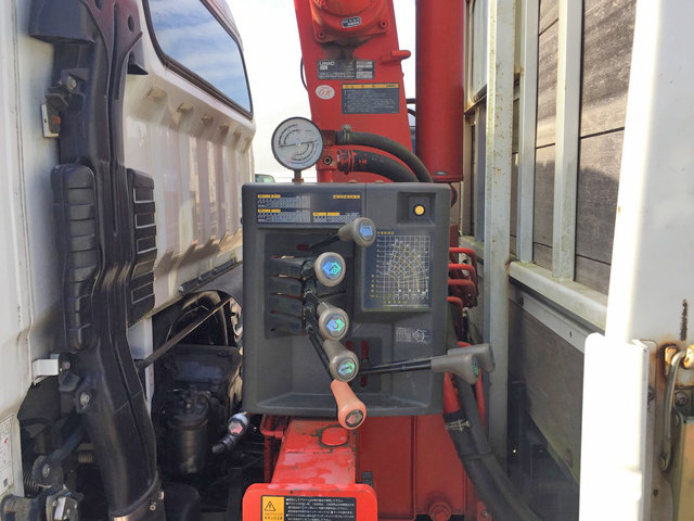 三菱ふそうキャンターユニック4段小型（2t・3t）[写真18]