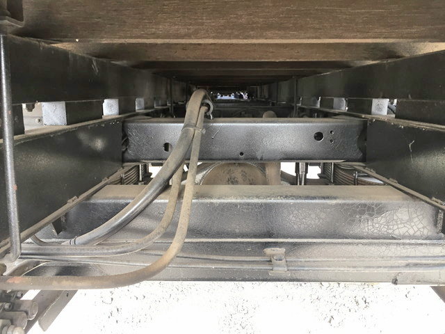 三菱ふそうキャンターユニック4段小型（2t・3t）[写真26]