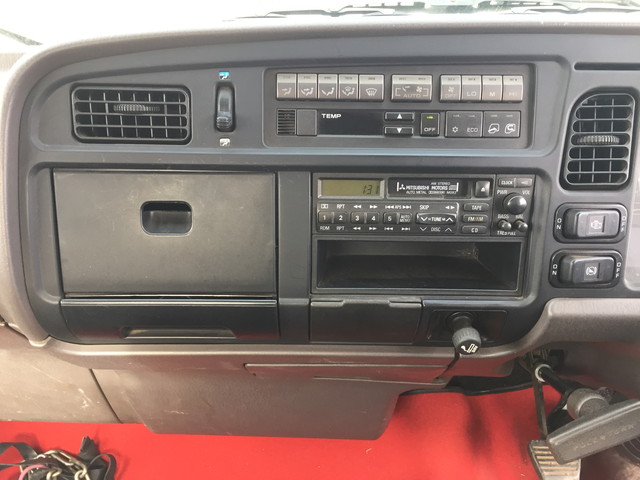 三菱ふそうキャンターユニック4段小型（2t・3t）[写真36]