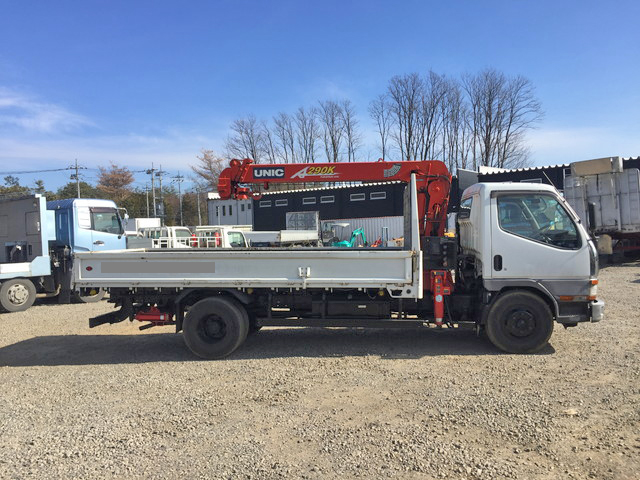 三菱ふそうキャンターユニック4段小型（2t・3t）[写真07]