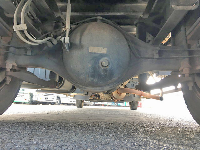 三菱ふそうファイターアルミウイング中型（4t）[写真23]