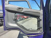 三菱ふそうファイターアルミウイング中型（4t）[写真27]