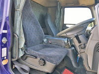 三菱ふそうファイターアルミウイング中型（4t）[写真29]