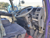 三菱ふそうファイターアルミウイング中型（4t）[写真30]