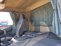 三菱ふそうファイターアルミウイング中型（4t）[写真34]