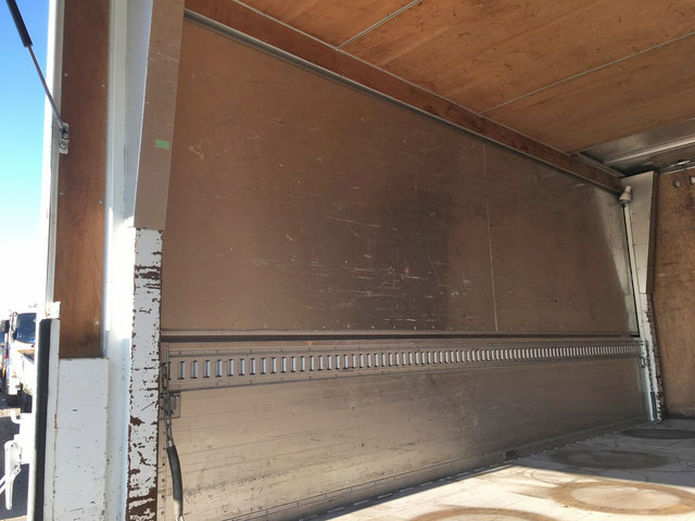 日野デュトロパネルバン小型（2t・3t）[写真12]