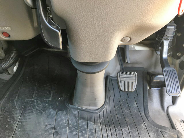 日野デュトロパネルバン小型（2t・3t）[写真39]