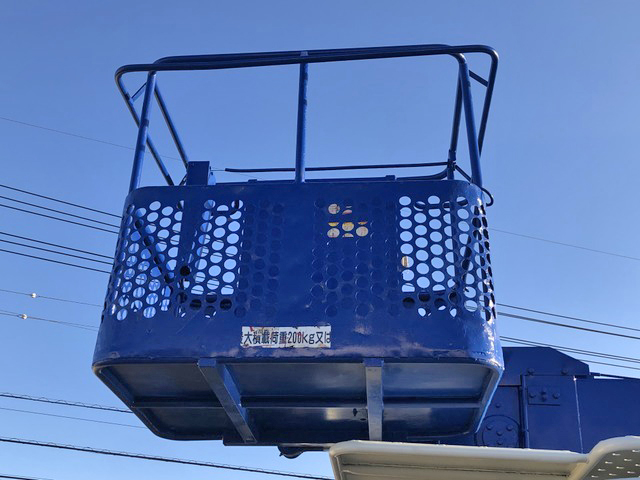 三菱ふそうキャンター高所作業車小型（2t・3t）[写真14]