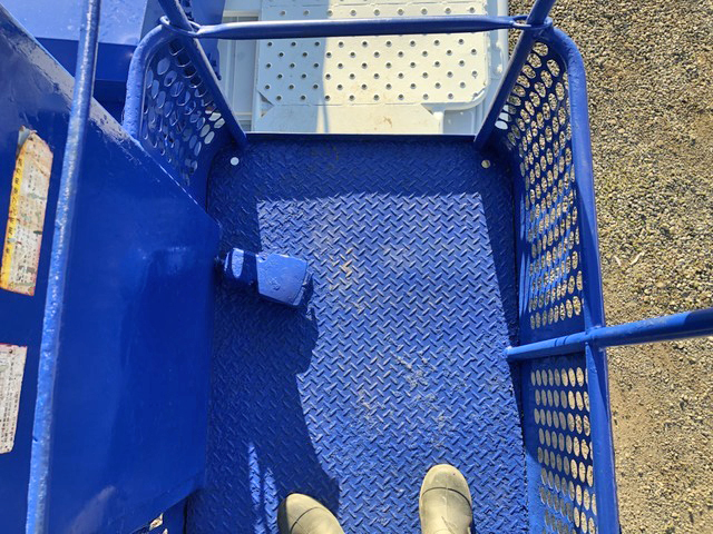 三菱ふそうキャンター高所作業車小型（2t・3t）[写真16]