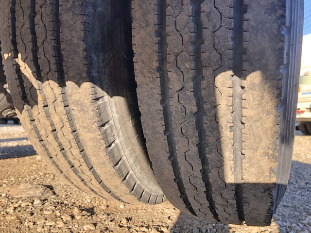 三菱ふそうキャンター高所作業車小型（2t・3t）[写真30]