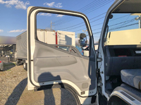 三菱ふそうキャンター高所作業車小型（2t・3t）[写真34]