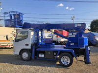 三菱ふそうキャンター高所作業車小型（2t・3t）[写真06]