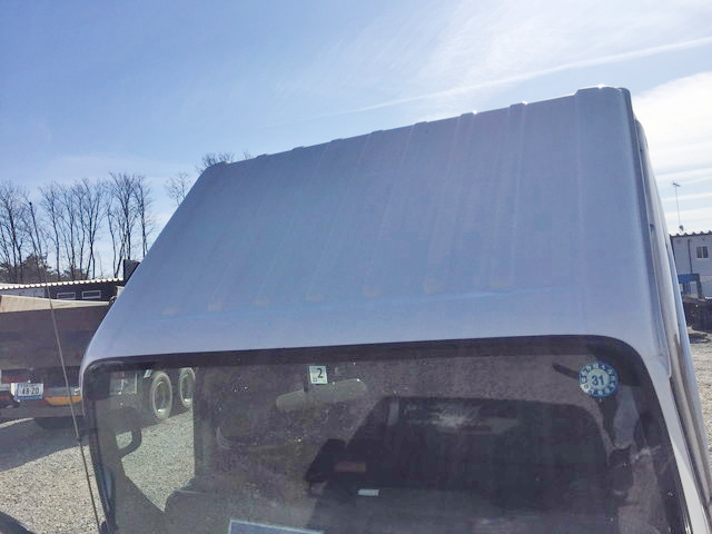 いすゞエルフユニック3段小型（2t・3t）[写真10]