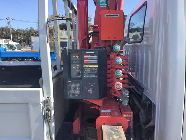 いすゞエルフユニック3段小型（2t・3t）[写真14]