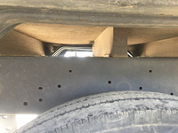 いすゞエルフユニック3段小型（2t・3t）[写真23]