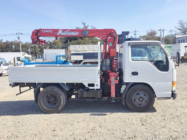 いすゞエルフユニック3段小型（2t・3t）[写真05]