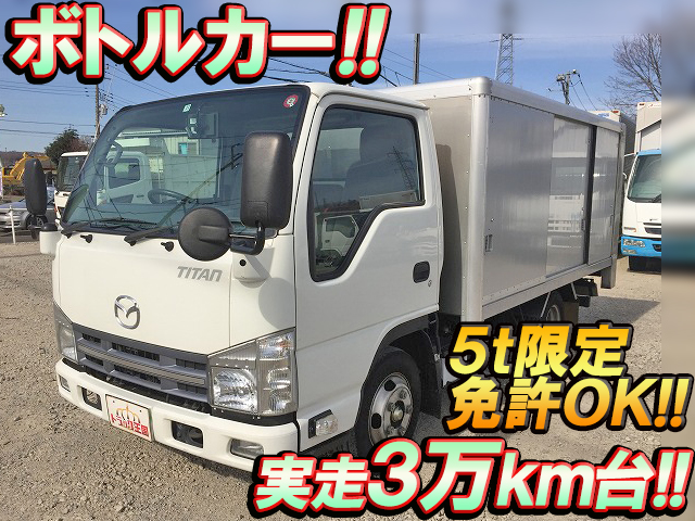 マツダタイタンボトルバン小型（2t・3t）[写真01]