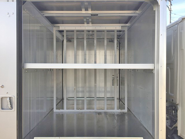 マツダタイタンボトルバン小型（2t・3t）[写真12]