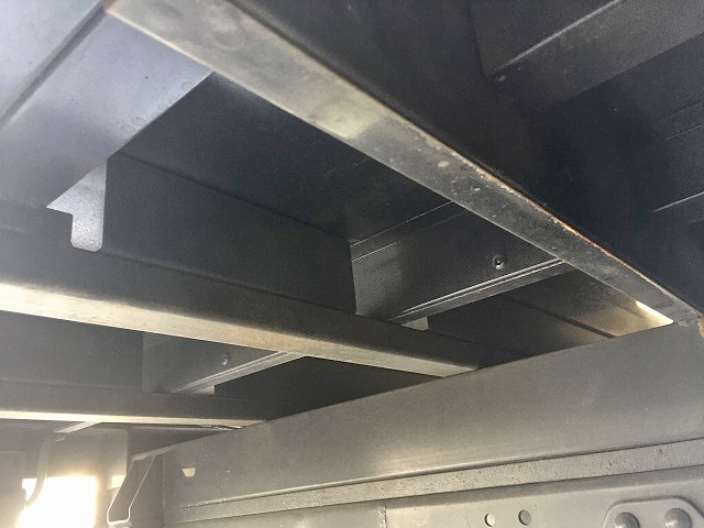 マツダタイタンボトルバン小型（2t・3t）[写真23]