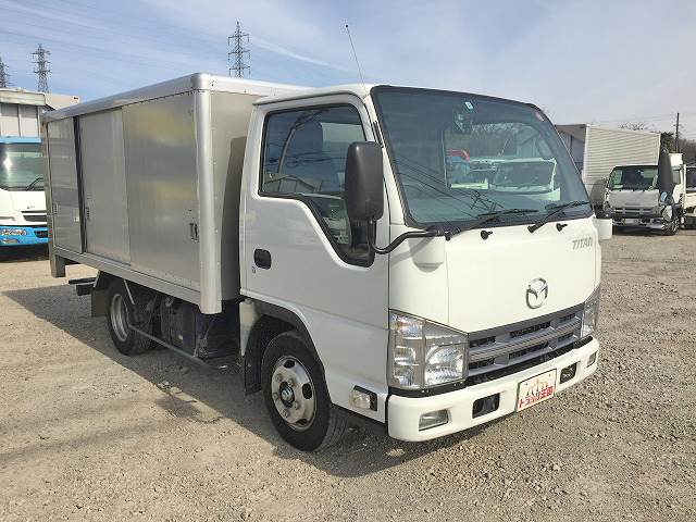 マツダタイタンボトルバン小型（2t・3t）[写真03]